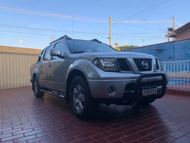 Nissan Frontier XE CD 4X2 2.5 TB Diesel 2009