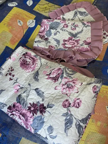 Jogo de cama cobre leito casal Queen