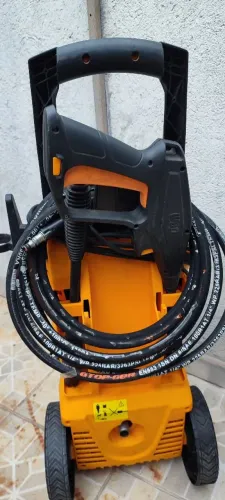 Vendo lavadora de alta pressão Wap Premier precisa de manutenção