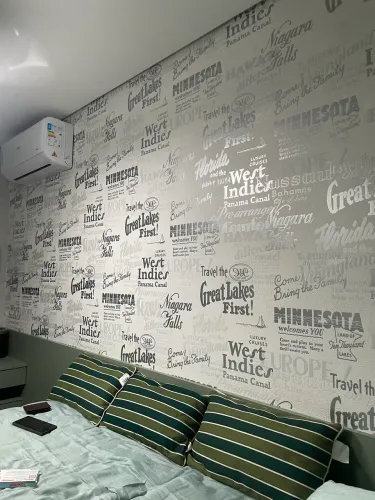 Instalação de pape de parede e adesivos!