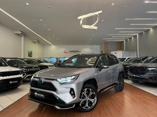 Toyota RAV4 2.5 XSE 4X4 Aut. (híbrido) 2024