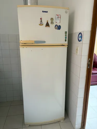 Vendo uma Geladeira