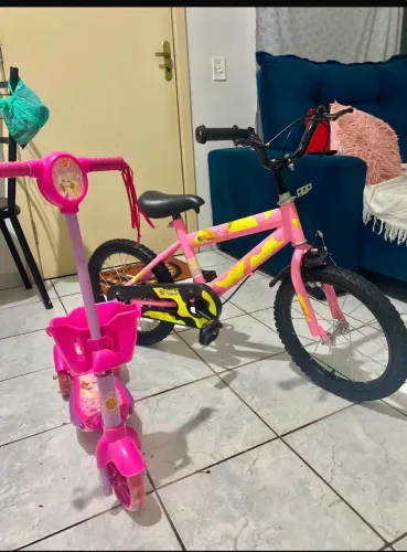 Vendo bicicleta e patinete