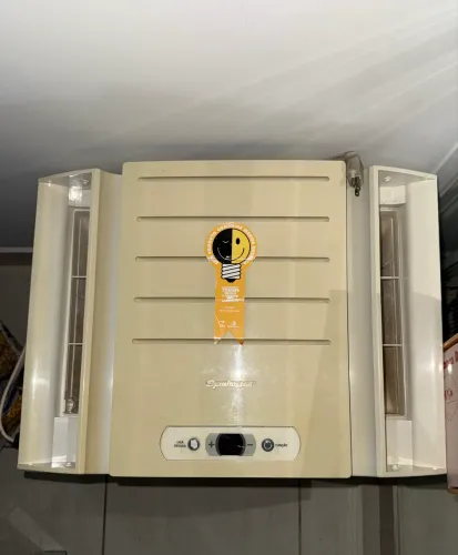 Ar condicionado 10.000 BTU 220v