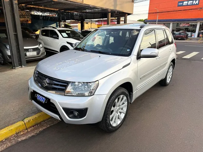 Suzuki Grand Vitara 2.0 16V 4x2/4x4 5P Aut. 2014