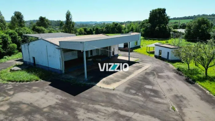 Terreno à venda, 40000 m² por R$ 590.000 - Centro - Cerro Largo/RS