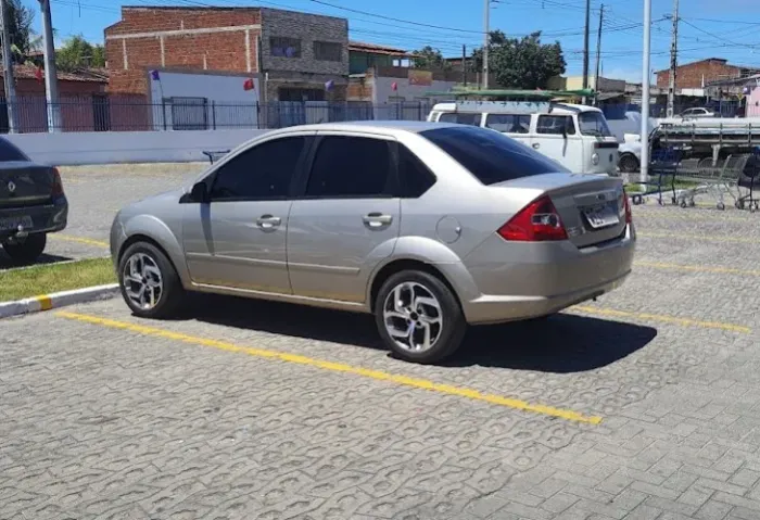 Ford Fiesta Sed. 1.6 8V Flex 4P 2008