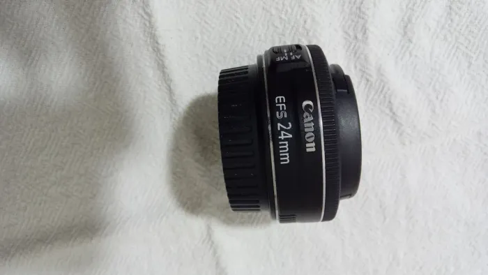 Canon 24mm 2.8