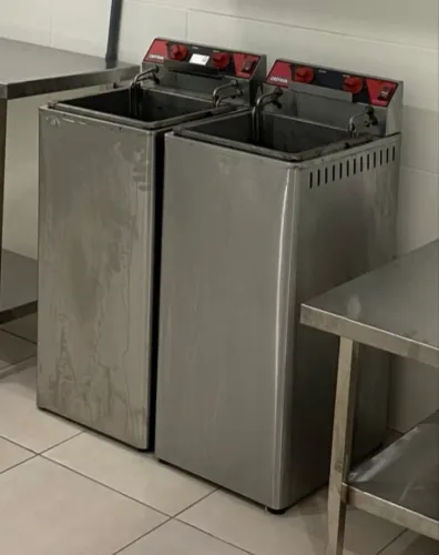 Fritadeira Croydon 15L 220v