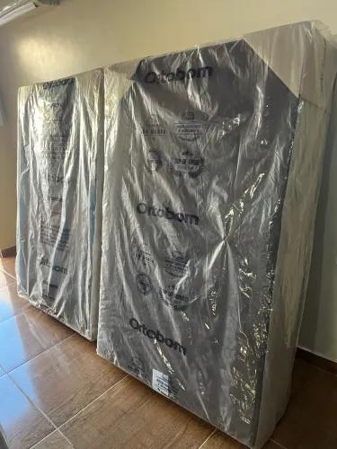 Vendo kit CI BOX QUEEM MOLA ORTOBOM 