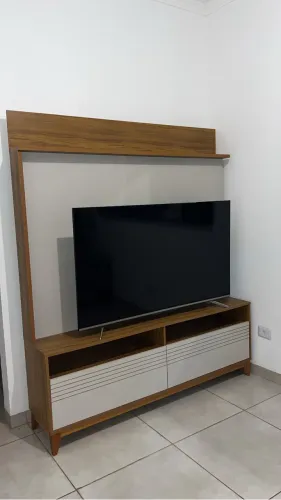Painel para TV até 65? | Semi Novo | Apenas 8 meses de uso