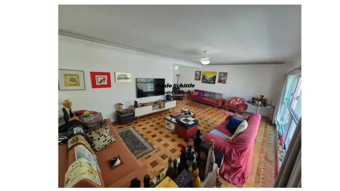 Imóvel para venda possui 240 metros quadrados com 3 quartos em Gonzaga - Santos - SP