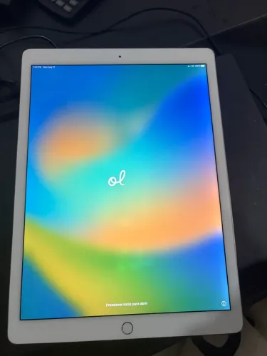 Ipad pro 1º geração + capa teclado apple