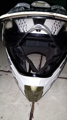 Capacete