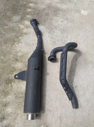 Escapamento original da Yamaha TTR 230. Novinho 