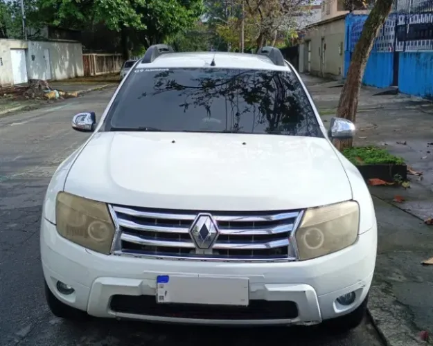 Renault Duster Dynamique 2.0 Hi-flex 16V Aut. 2013