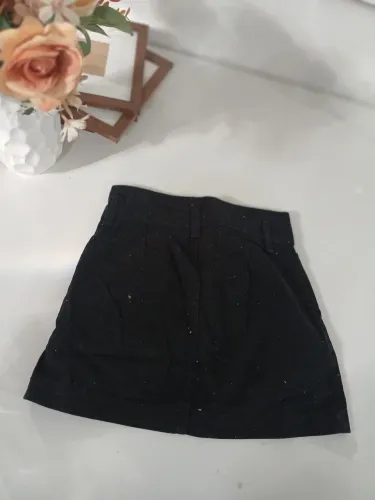 SHORT SAIA PRETO VELUDO