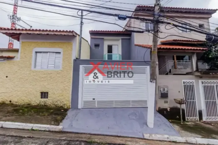 Sobrado Individual à Venda no Jardim Nordeste  Próximo ao Metrô Artur Alvim, 2 suites, 2 v