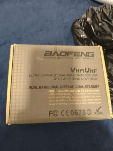Baofeng Dual Band FM UV 5ra