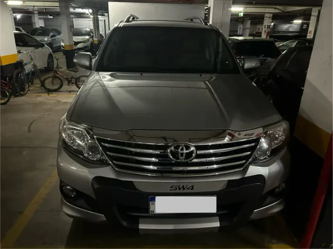 Toyota Hilux SW4 SR 4X2 2.7/ 2.7 Flex 16V Aut. 2015