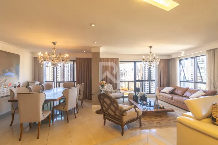 Apartamento Mobiliado em Andar Alto com 3 Suítes e 203m2 para alugar - Água Verde, Curitib