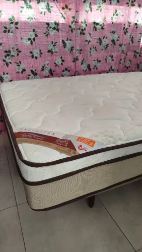 Cama box casal