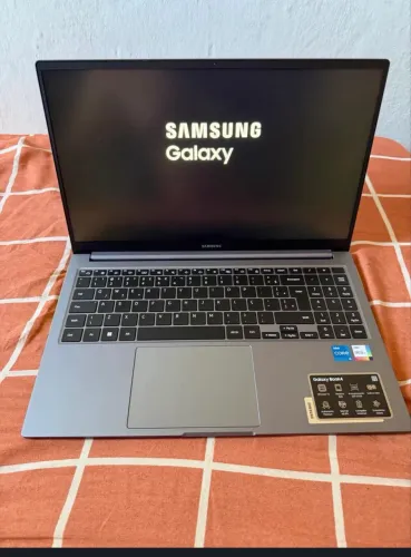 Notebook Galaxy Book 4 i5