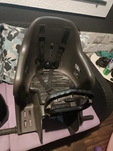 Cadeirinha para scooter elétrica + capacete