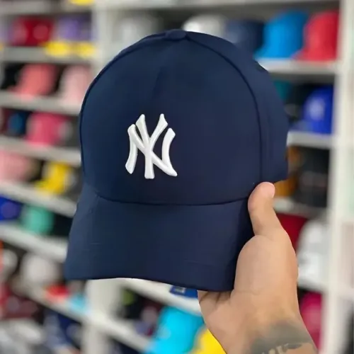 Boné New York Yankees Aba Curva Strapback Unissex