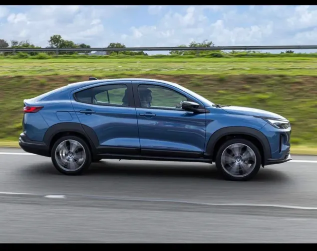 Fiat Fastback Audace 200 TB AUT (hibrído) 2025