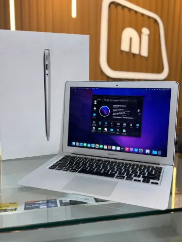 Macbook Air Fino I5 8GB de Memória 120GB SSD