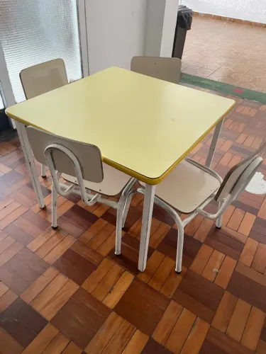 Móveis para escola de educação infantil