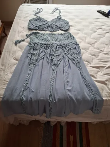 Conjunto em crochê azul bem claro lindíssimo pro próximo verão tamanho 44 preço 220