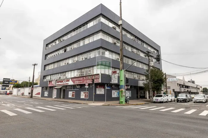 Conjunto comercial, com 02 salas, a venda na Rua João Ângelo Cordeiro, centro de São José 
