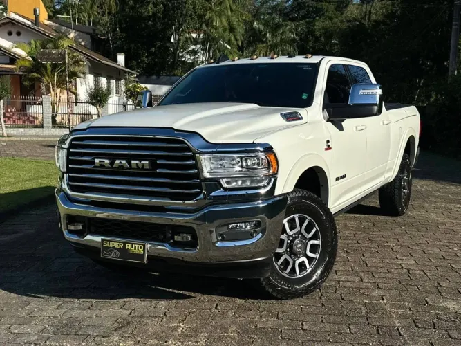 Ram 3500 Limited Longhorn 6.7 TB CD Diesel 2023