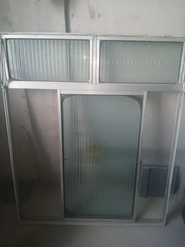 Janela de aluminio tem conversa 