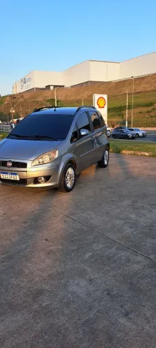 Fiat Idea Attractive 1.4 Fire Flex 8V 5P 2012