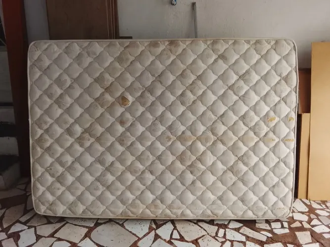 Colchão de casal 