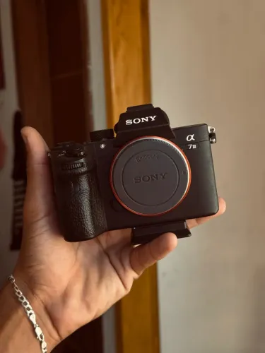 Câmera Sony A7iii + 3 Baterias