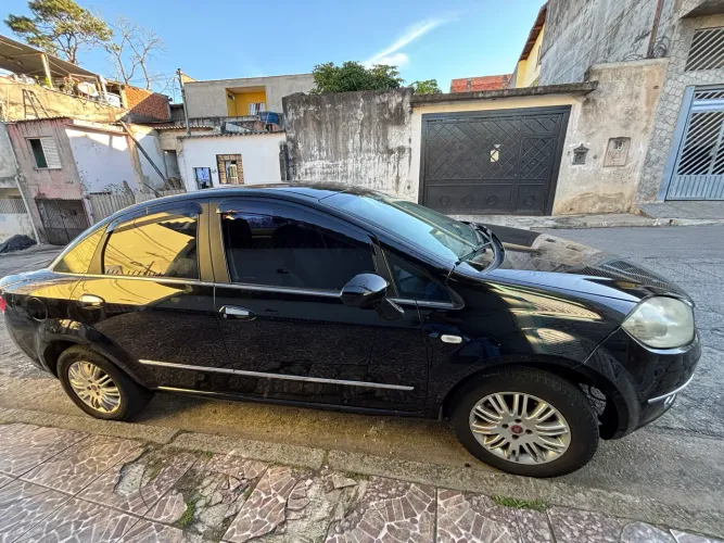 Fiat Linea LX 1.9/ 1.8 Flex 16V 4P 2010