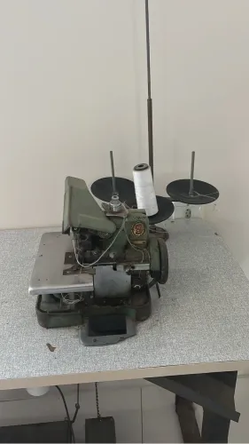 Overlock semi-industrial