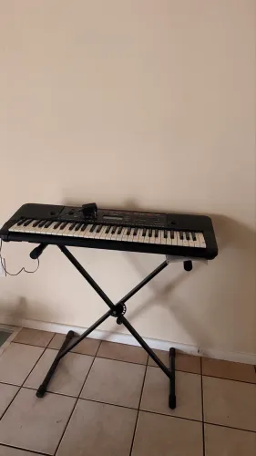 Teclado Yamaha PsrE263