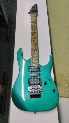 guitarra Ibanez