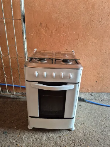 Fogão Esmaltec ,, ( com entrega )