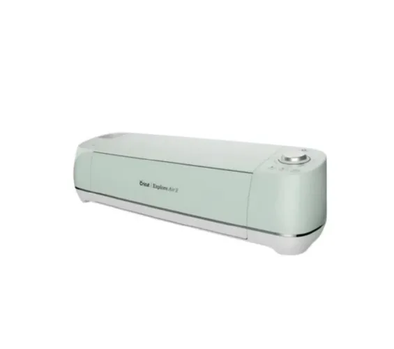 Vendo uma Cricut Explorer Air 2. Valor 1.600,00, aceito cartão de crédito (taxa da operado