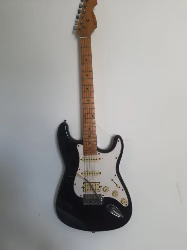 Vendo Guitarra super conservada