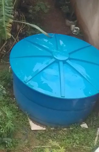 Vendo uma Caixa dagua 3 mil litros