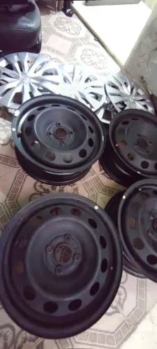 Aros ferro com calota yaris