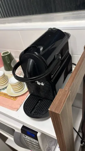 Cafeteira Nespresso Inissia