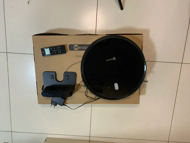 Robô aspirador Neatsvor X520